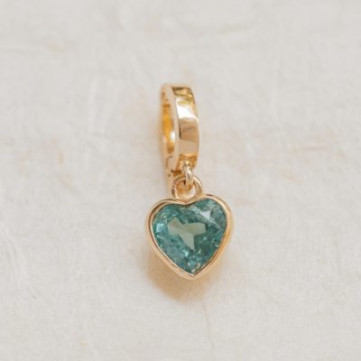 Charm kim cương và đá Emerald hợp mệnh Mộc